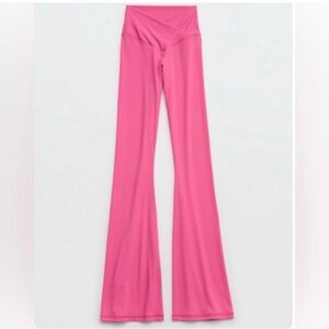 🎄 Offline by aerie | LIKE NEW!! REAL ME High Waisted Crossover Flare Leggings